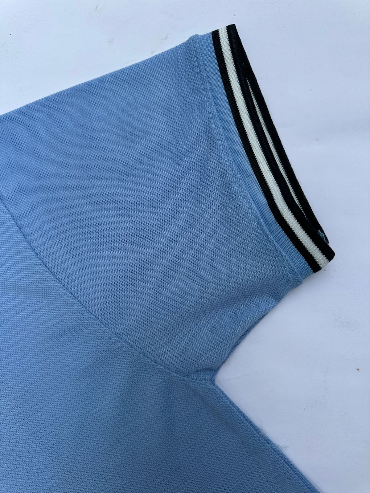Men’s Sky Blue Polo Shirt – Cool & Stylish with Contrast Collar