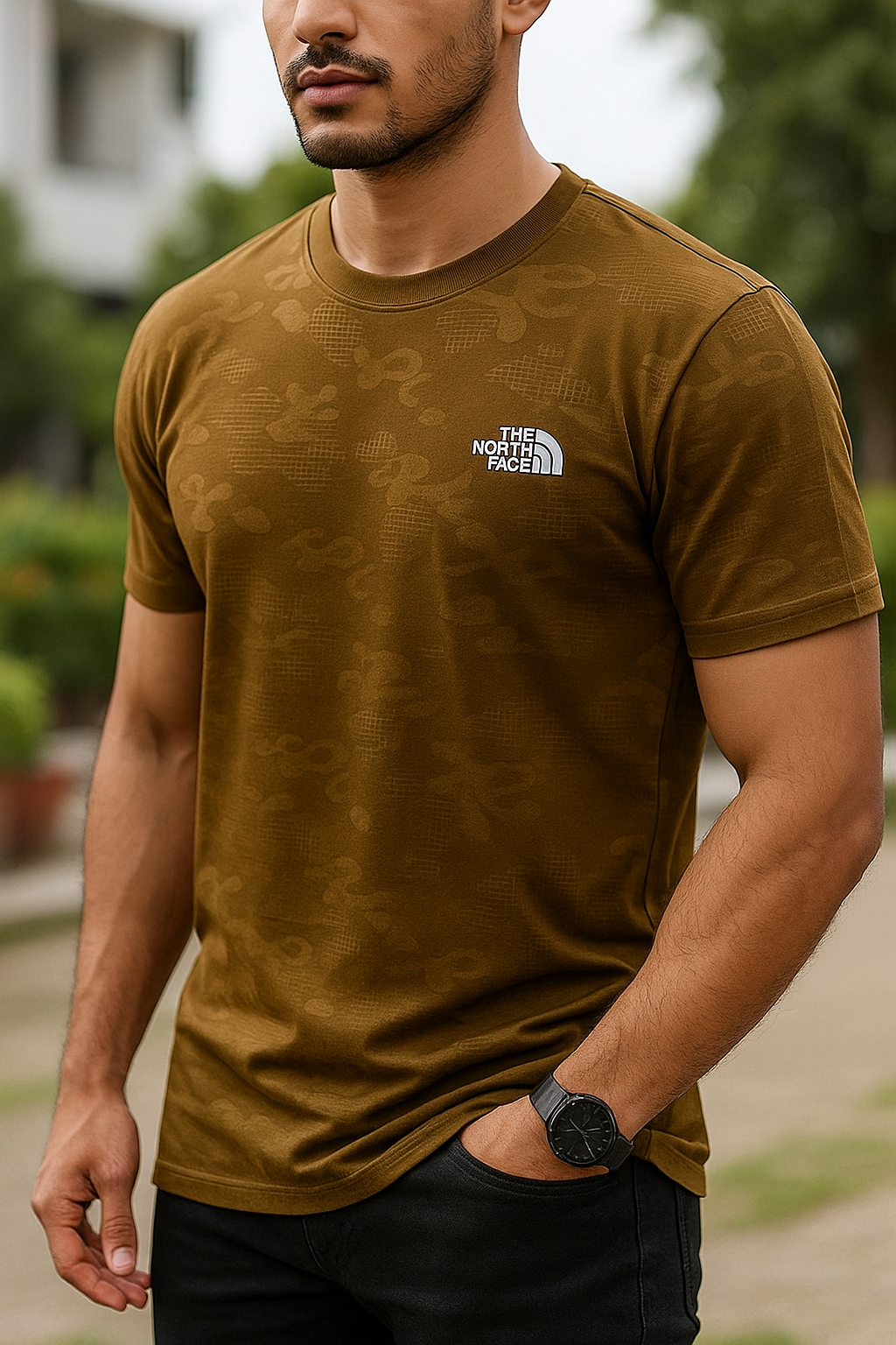The Nrth Face Men’s Earth-Tone Brown Performance Tee