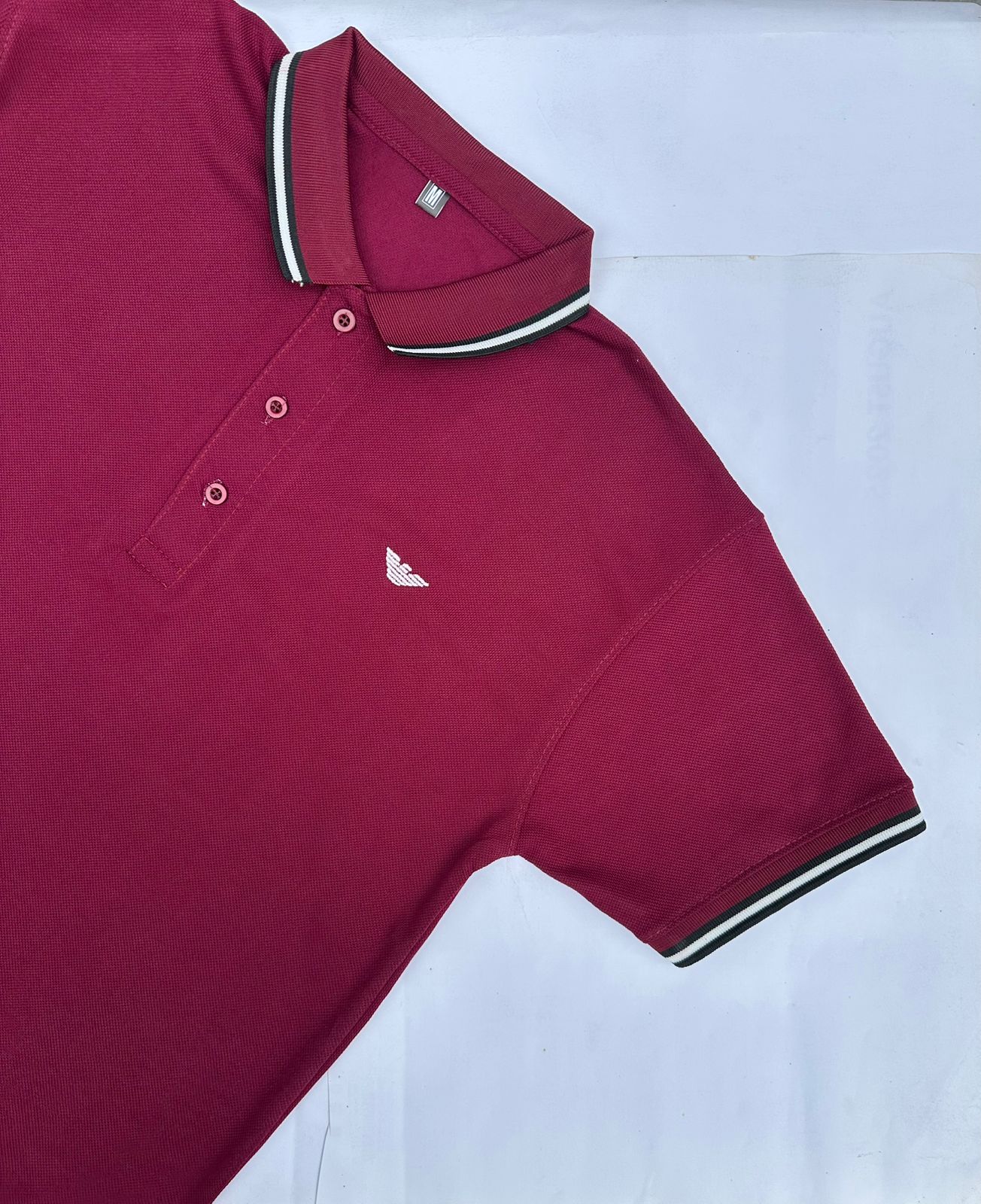 Men’s Maroon Polo Shirt – Cool & Stylish with Contrast Collar