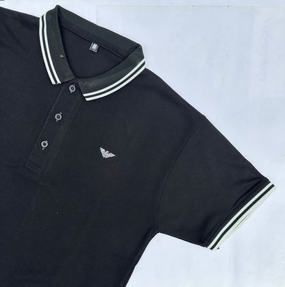 Men’s Black Polo Shirt – Cool & Stylish with Contrast Collar