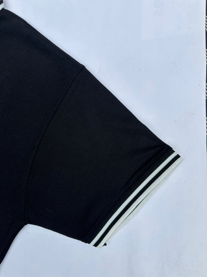 Men’s Black Polo Shirt – Cool & Stylish with Contrast Collar